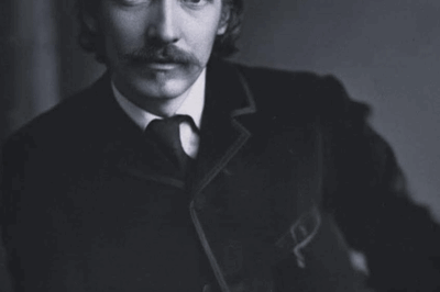 “The Nightmare That Nearly Killed Robert Louis Stevenson and Gave Birth to *Dr. Jekyll and Mr. Hyde*… 🩸🔥📖🌑👁️‍🗨️”